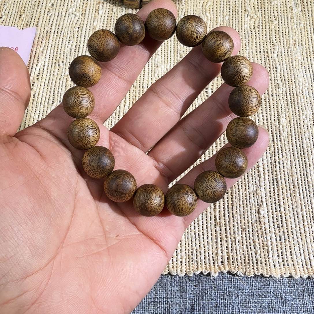 沉香碎屑沉香绿棋陆河品种1.3