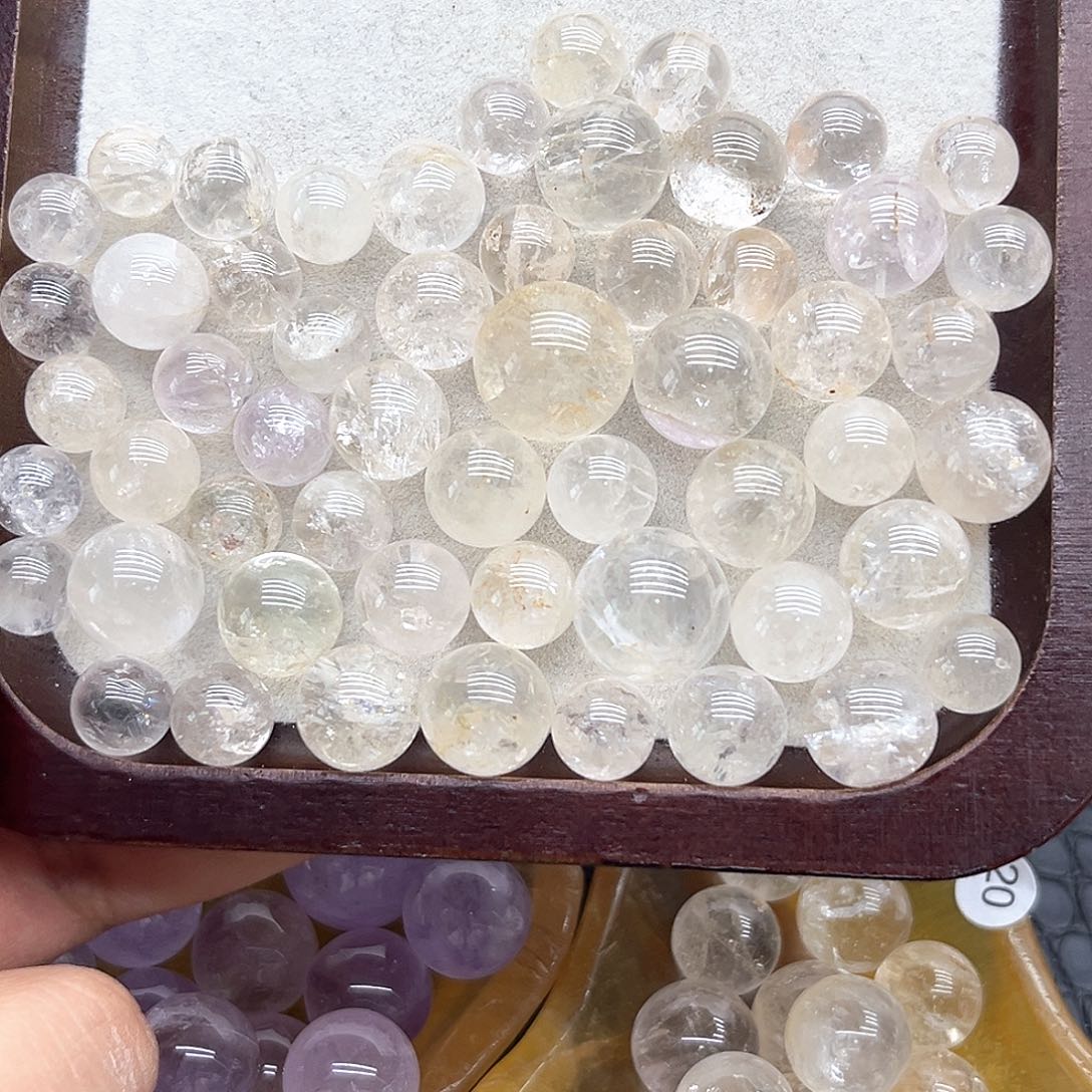 未镶嵌水晶珠宝半成品9 胶花、幽灵球10-15mm（一盘）