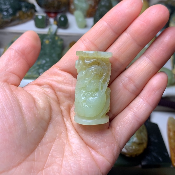 岫岩老玉（透闪石质玉）手把未镶嵌