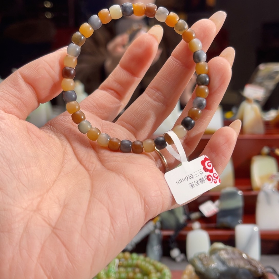 和田玉手串未镶嵌谜***我