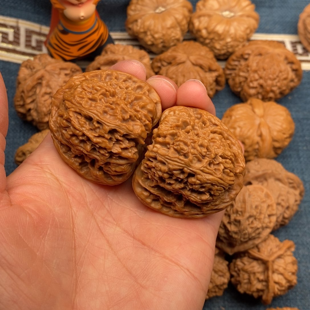 文玩核桃把件提**豹42全品南疆