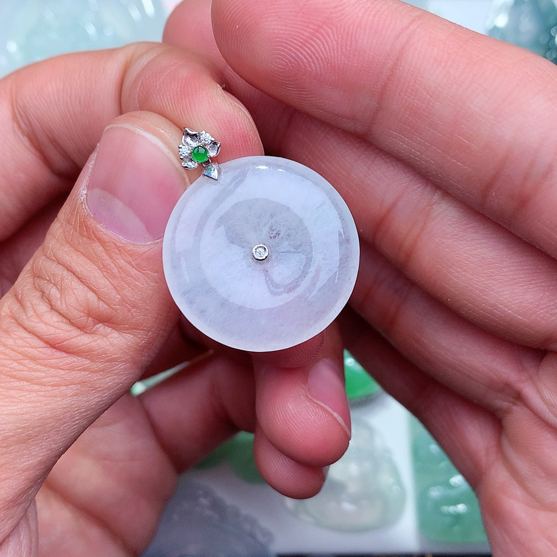 翡翠吊坠(不含链)18K金镶嵌