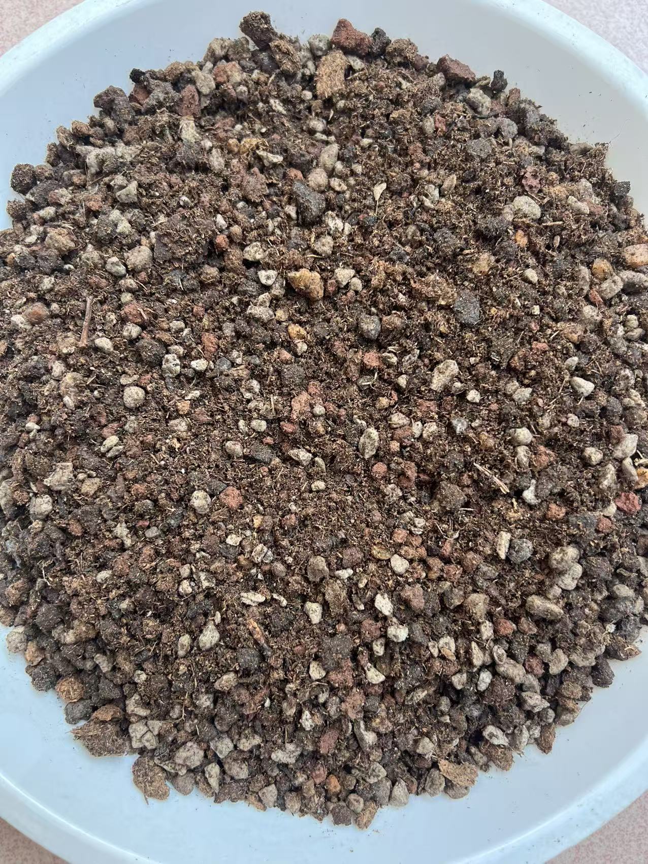 高端盆景配方土  疏松透气  科学配比  有机发根  适用广泛