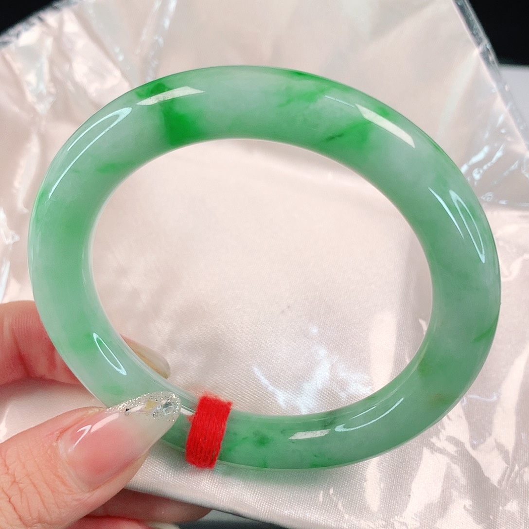 翡翠手镯未镶嵌4818翡翠