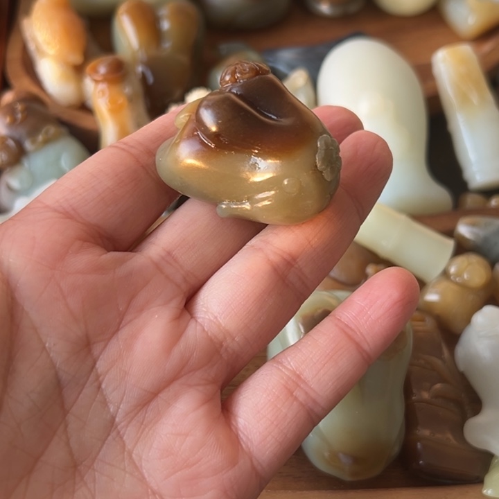 颈饰未镶嵌和田玉用****5