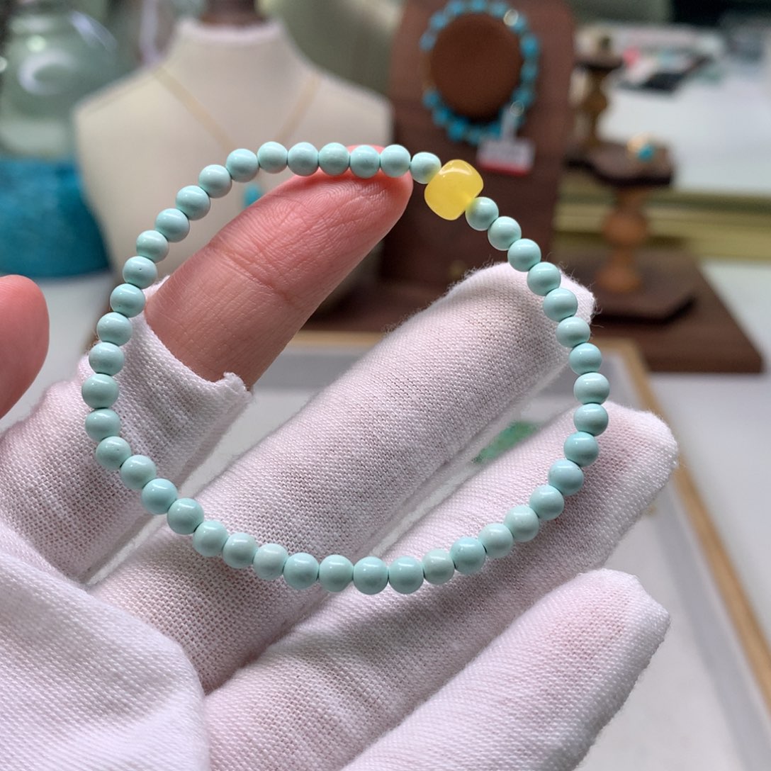 绿松石配饰未镶嵌