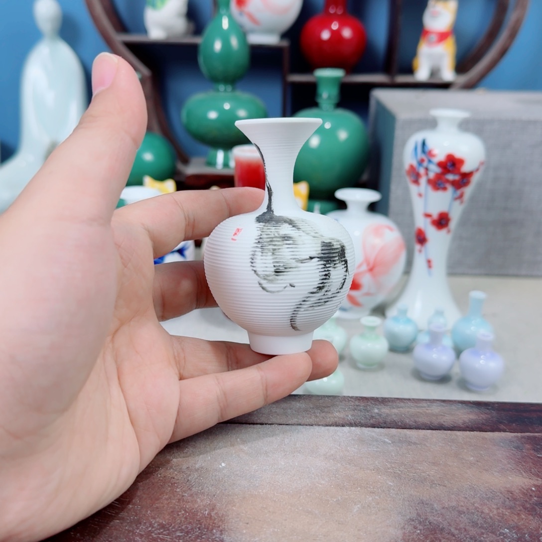 陶瓷手工小花器摆件