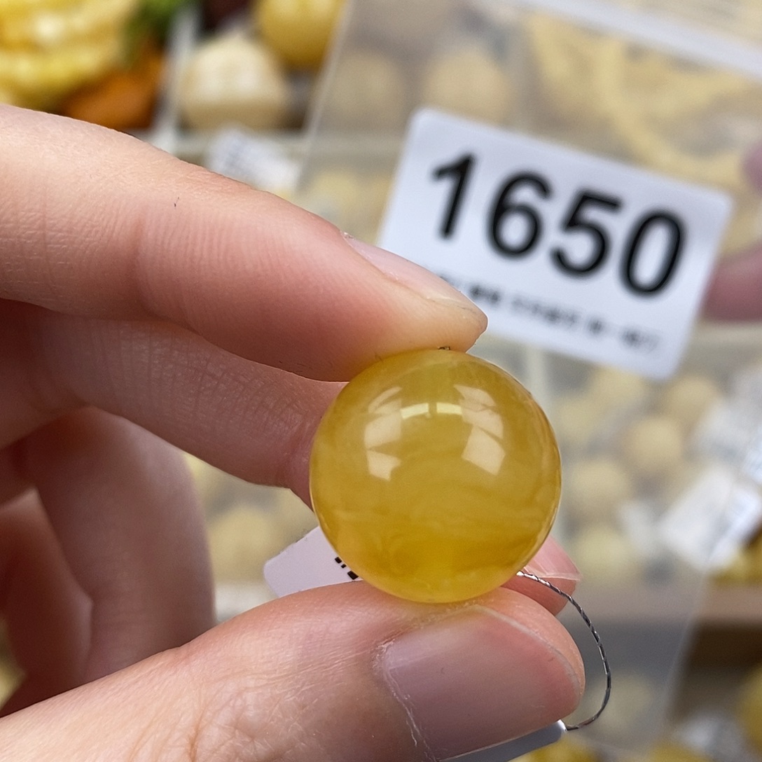 蜜蜡未镶嵌珠宝奇石17.6