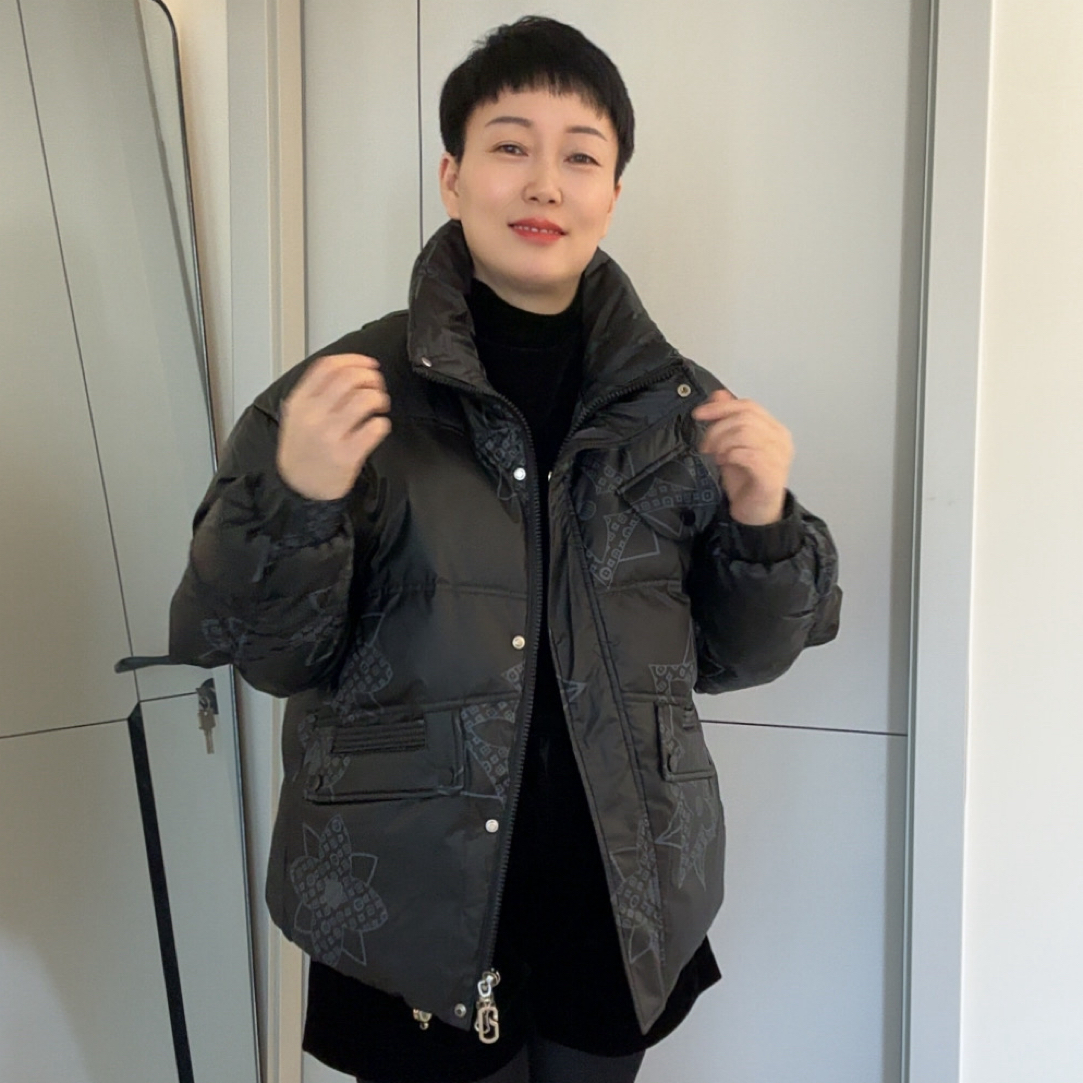 2121休闲百搭简约款女装风衣短款