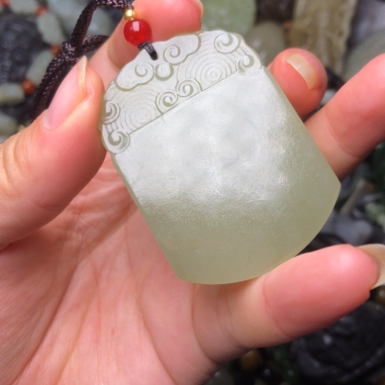 和田玉未镶嵌挂件