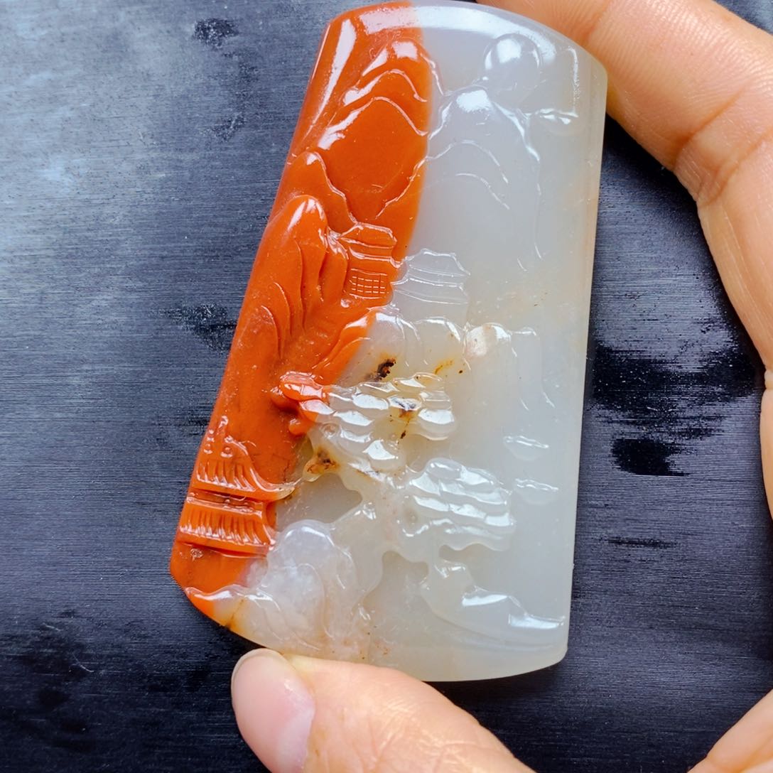 石英质玉（黄龙玉）颈饰未镶嵌
