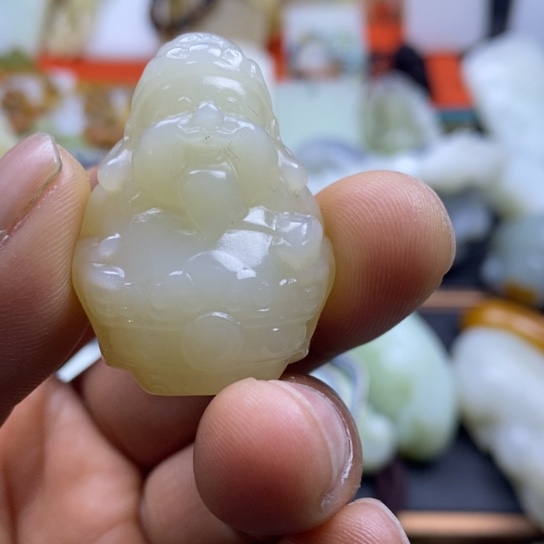 未镶嵌和田玉（糖玉）车挂