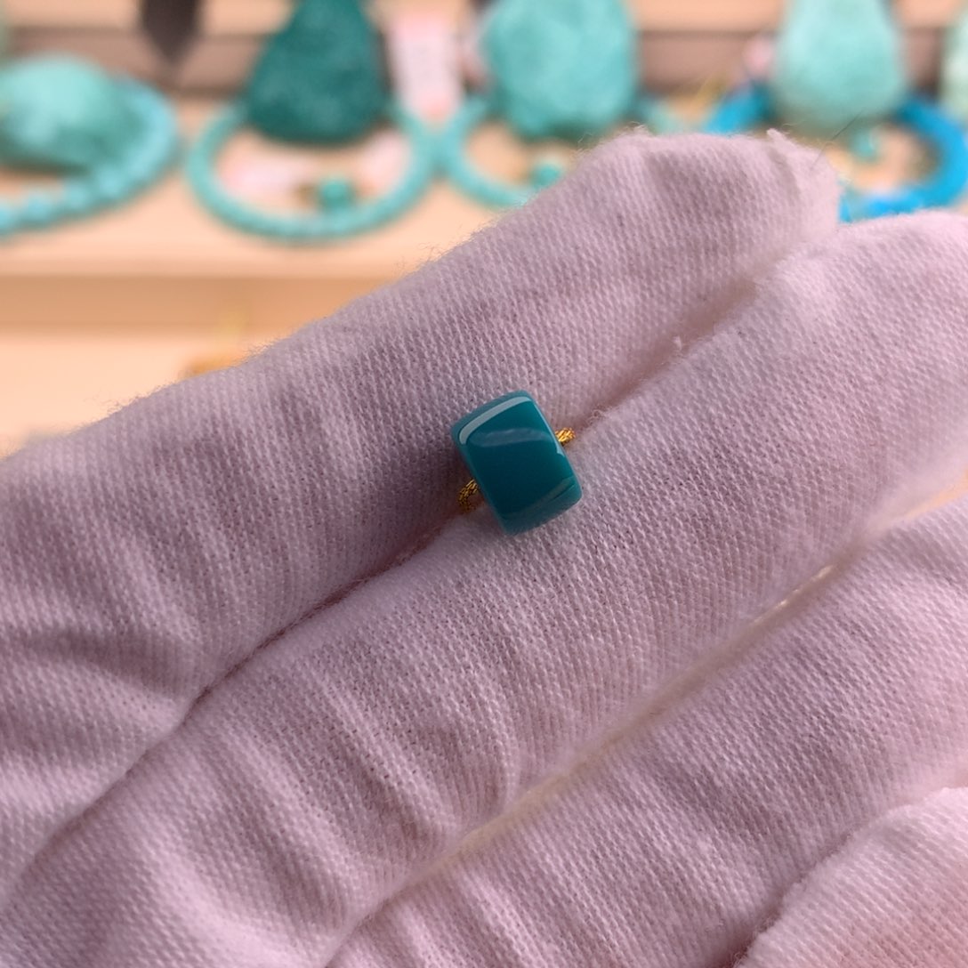 绿松石珠宝奇石未镶嵌8.1*5.5mm