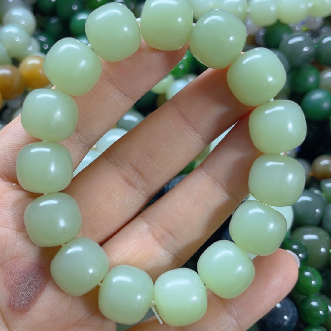 手链未镶嵌和田玉