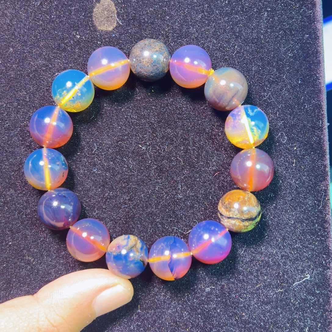 琥珀裸石未镶嵌琥珀