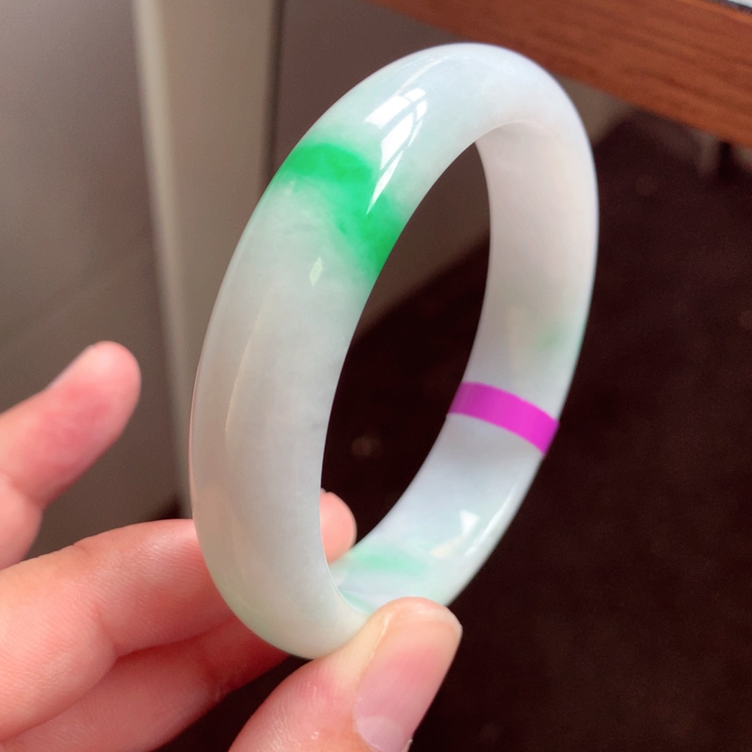 翡翠手镯未镶嵌缅甸翡翠