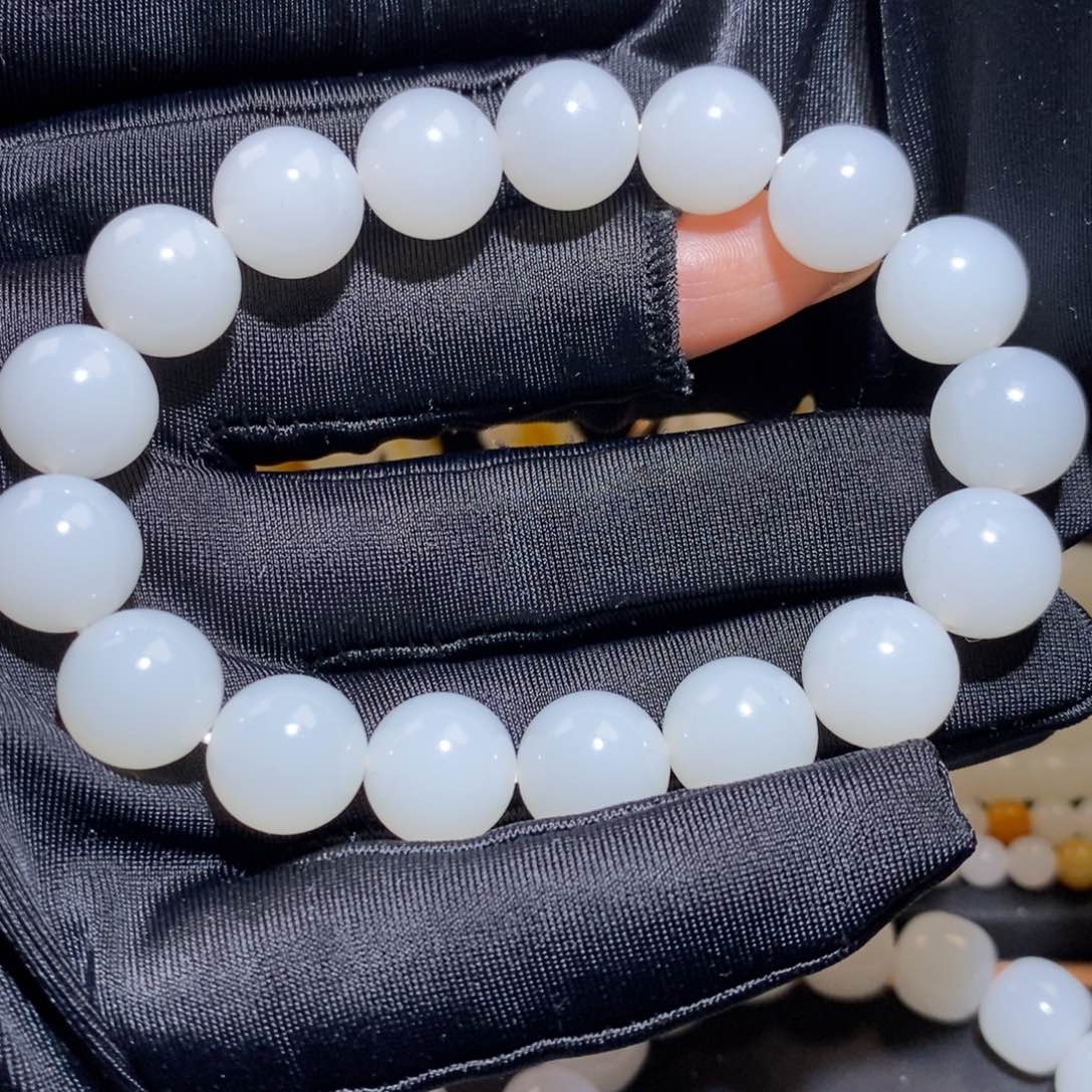 和田玉未镶嵌套链三**枣