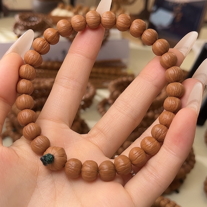 W***B吊坠猴头核桃南瓜9