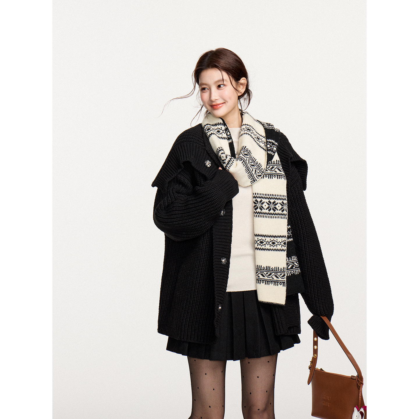 谢不肉【新品七折20:00-22:00】慵懒风宽松肌理感针织开衫毛衣51195