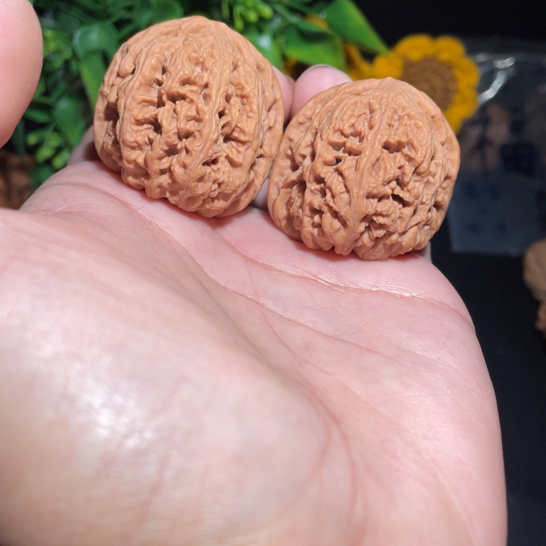 吊坠文玩核桃37大粗筋