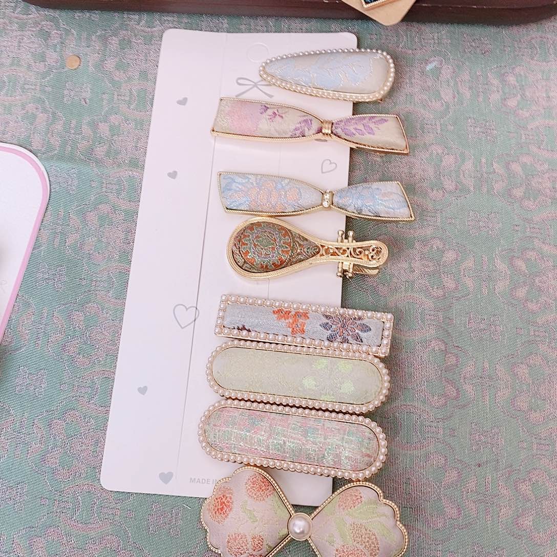 布艺合金宋锦发夹666