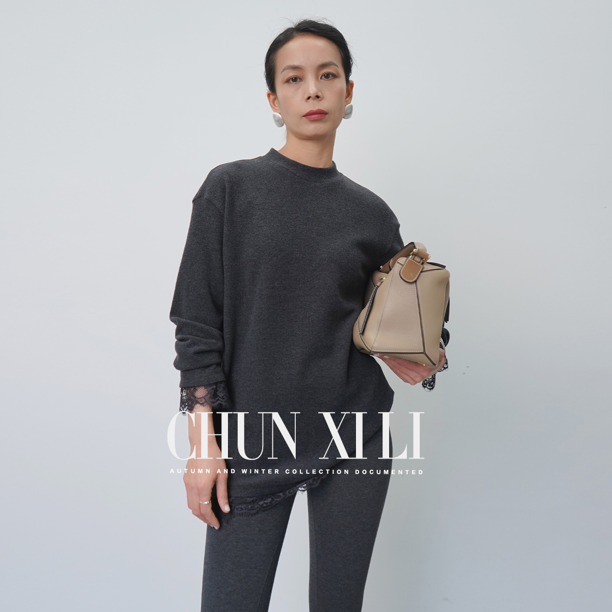 CHUNXILI/春熙里 圆领长袖蕾丝拼接磨毛T恤打底衫D00S44138