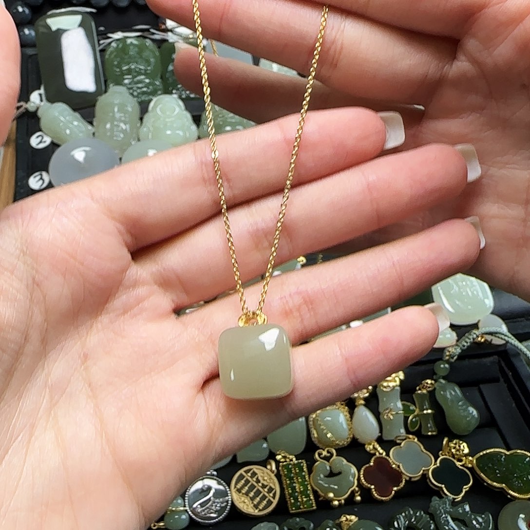 颈饰银S925镶嵌和田玉送链子送绳