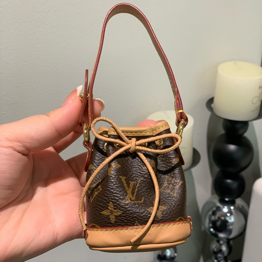 95新 LouisVuitton/路易威登 老花水桶超迷你挂件