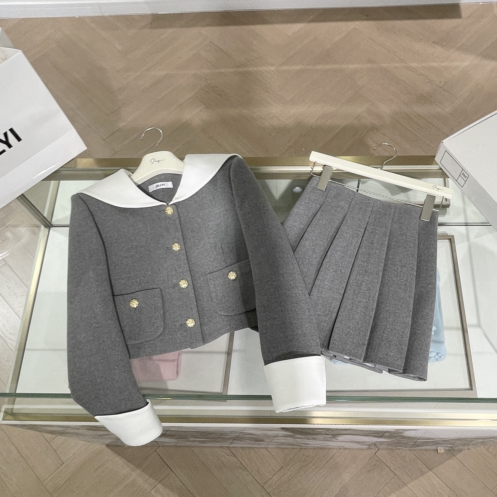 JILLYI珠海店【素雅少女】灰色公主气质外套+灰色百褶半身裙时尚套