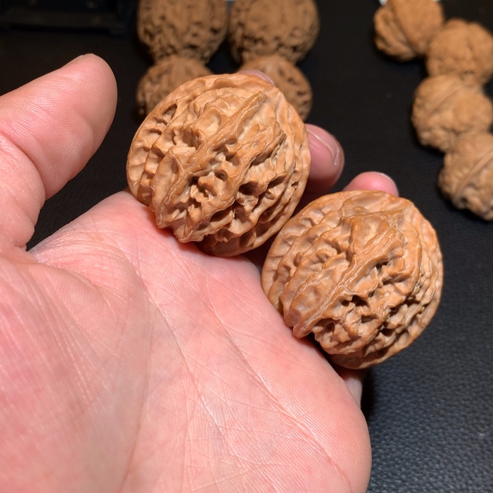 文玩核桃把件苹果园40