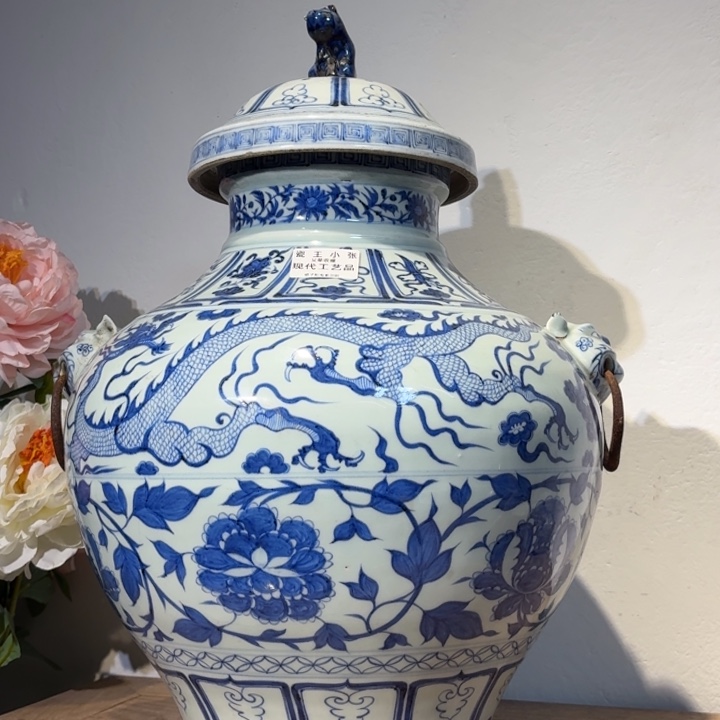 洪***物摆件陶青花瓷器摆件现代工艺品