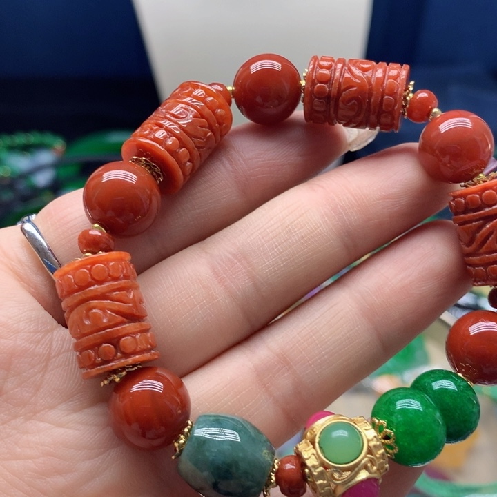 玛瑙/玉髓颈饰合金吊坠