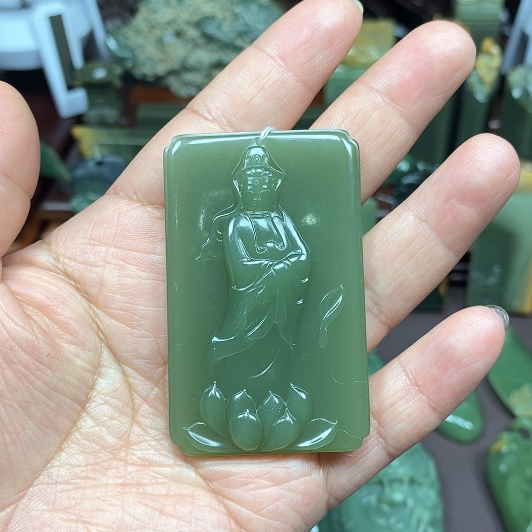 岫岩老玉（透闪石质玉）未镶嵌颈饰