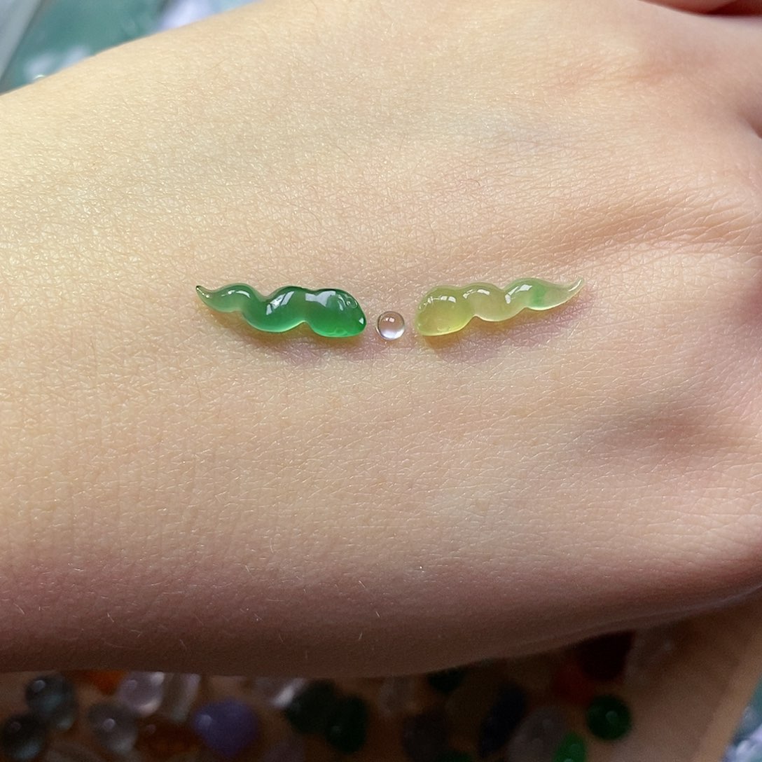 定制翡翠未镶嵌翡翠