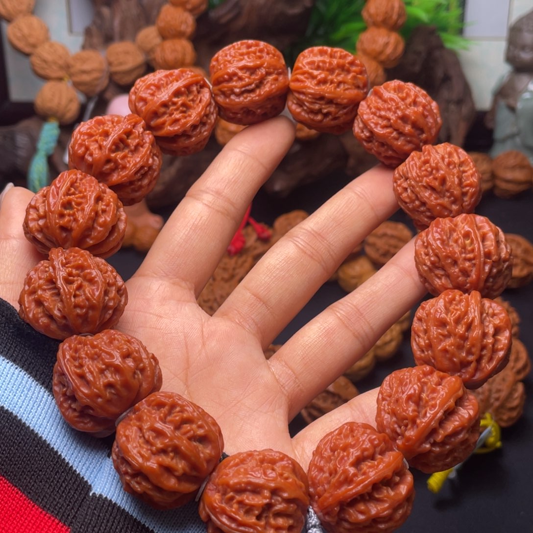 文玩核桃吊坠?****ヤ龙脊京八棱