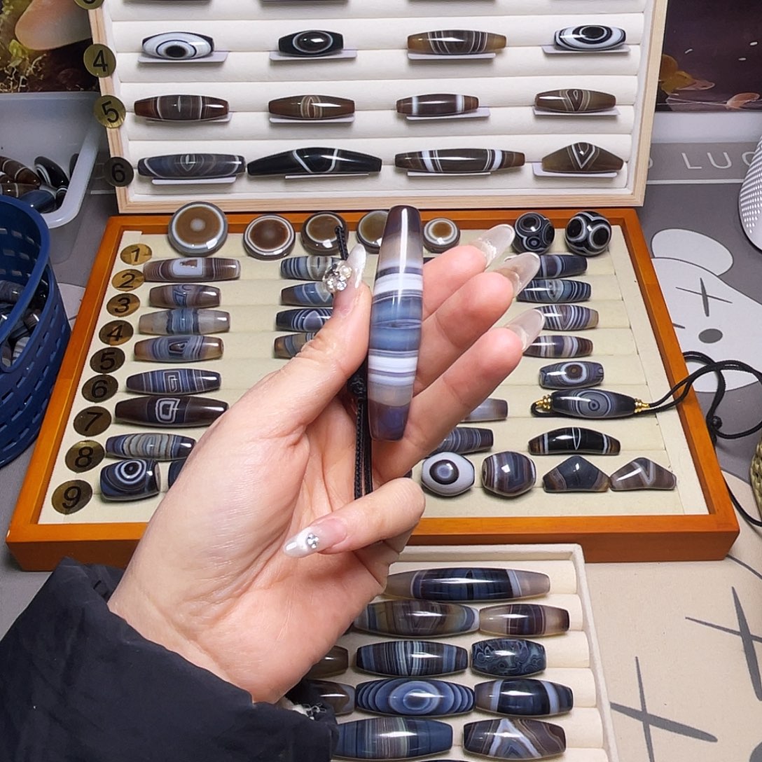 天***物玛瑙/玉髓未镶嵌颈饰