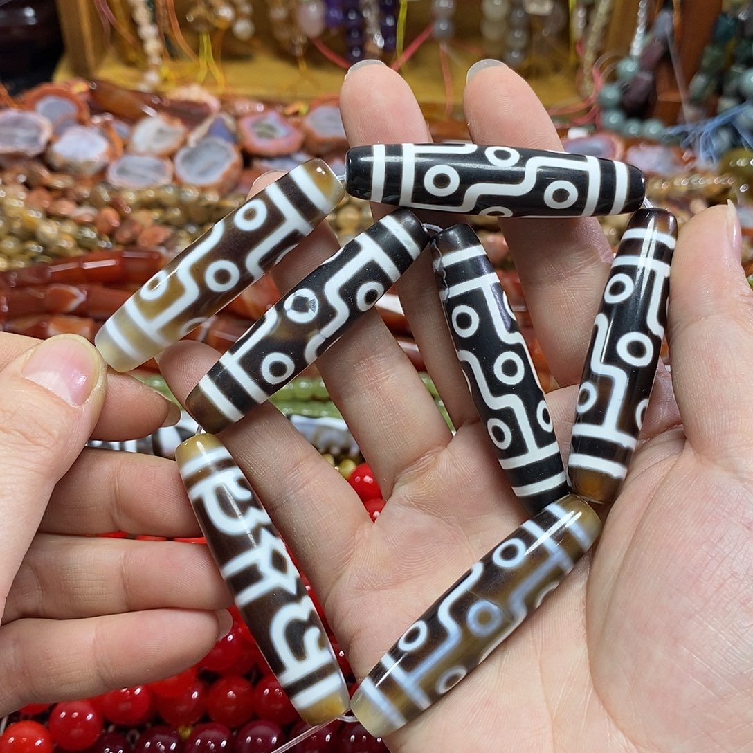 玛瑙/玉髓未镶嵌珠宝半成品天珠一条卡13*57mm