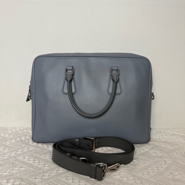 95新 Prada/普拉达 4408/男士时尚灰色全皮手提公文包