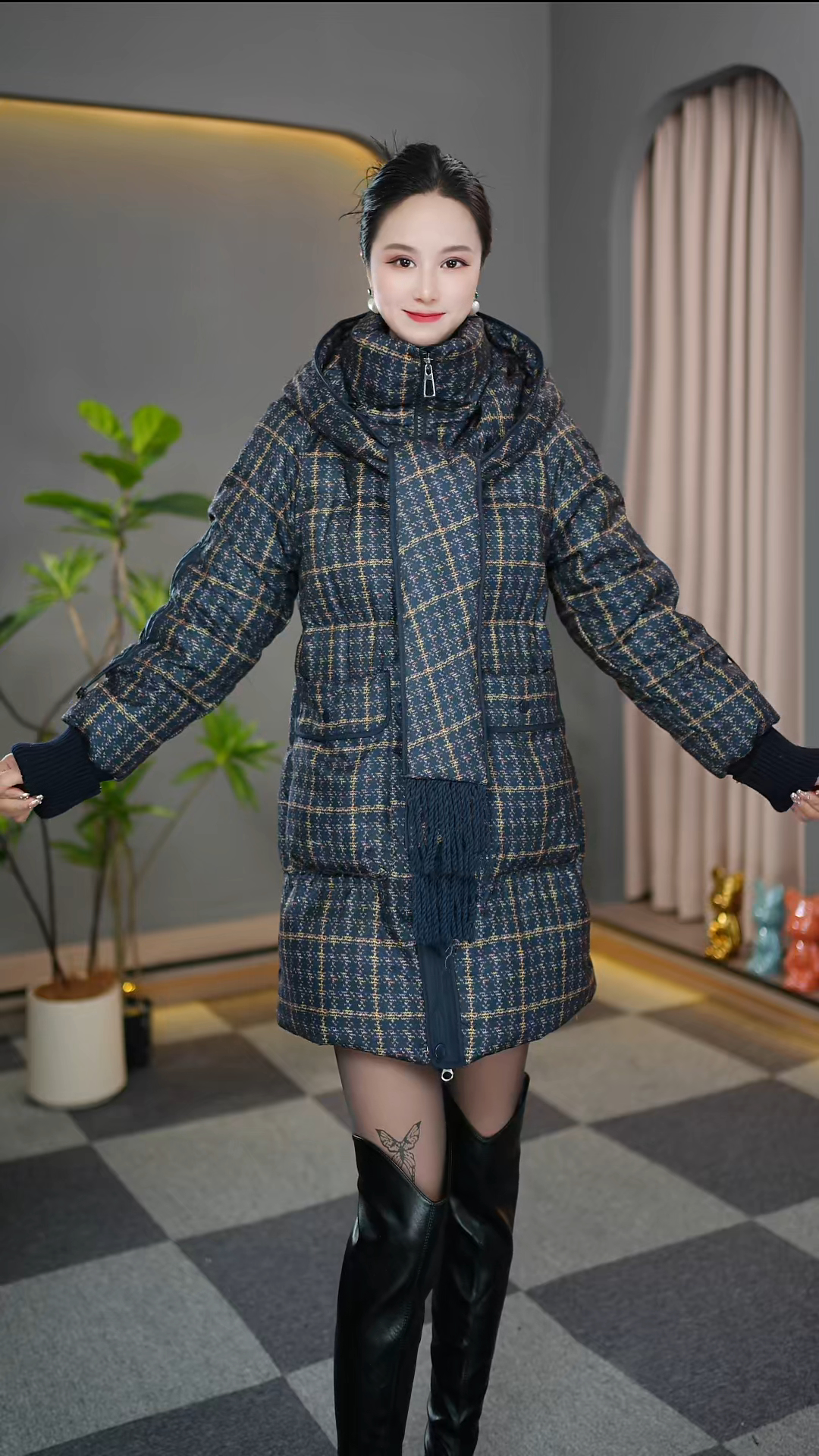 冬季新款设计感围巾连帽百搭经典保暖白鸭绒女士羽绒服