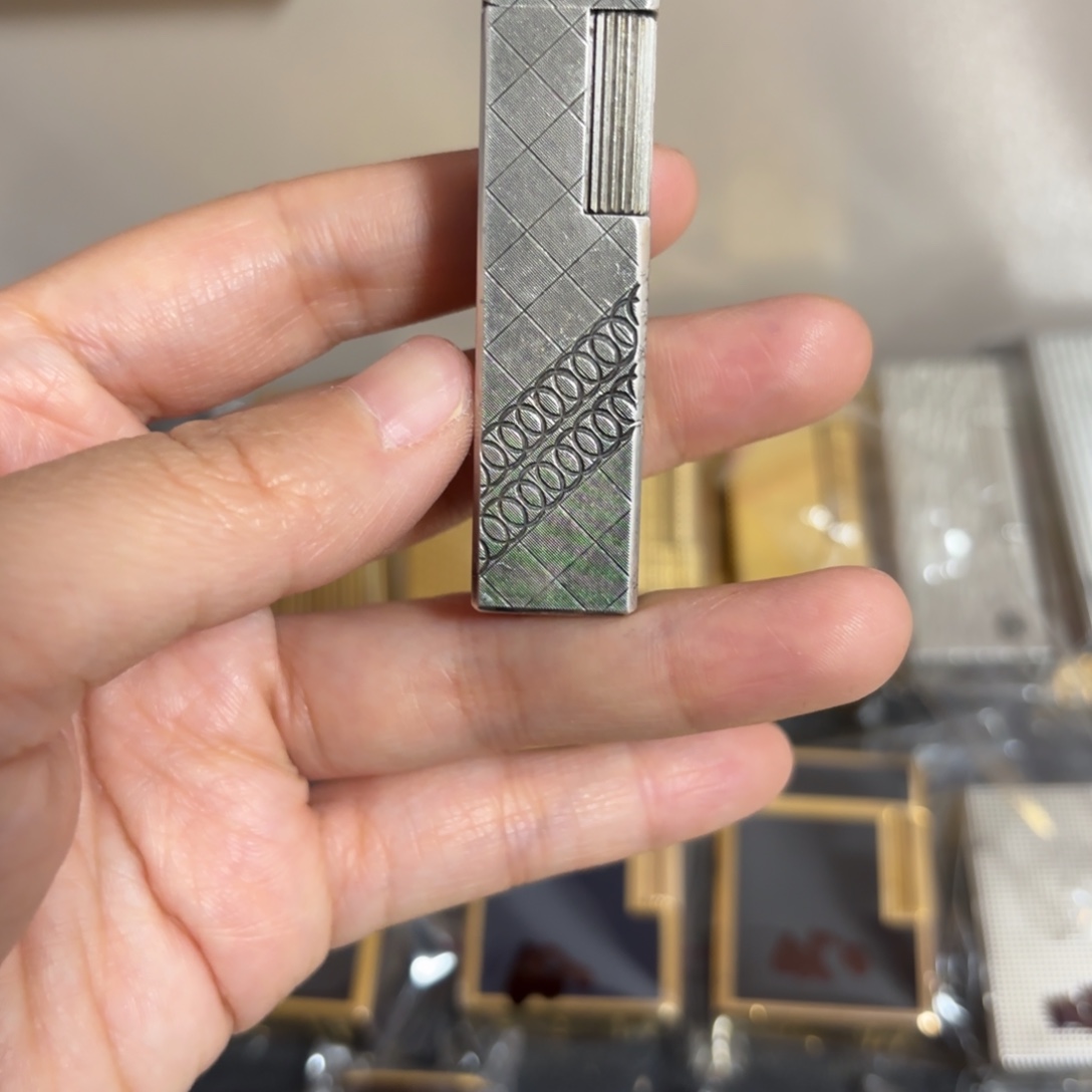 都登卡中古打火机