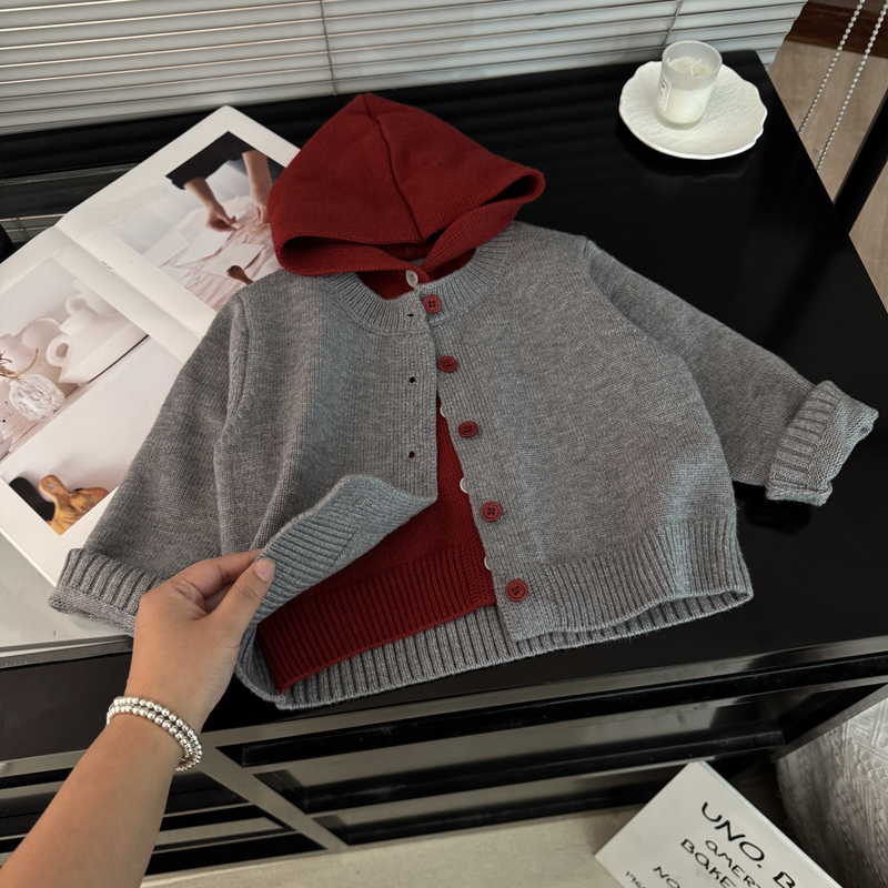 2025秋季新款时尚潮流开衫假两件帽衫男女童亲子针织衫毛衣