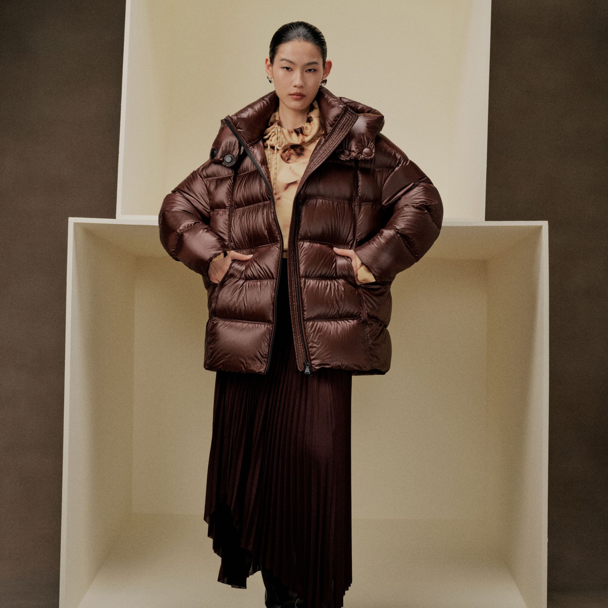 【美力城上新福利】女款中长鹅绒服休闲拼接女士时尚连帽M541WYR511