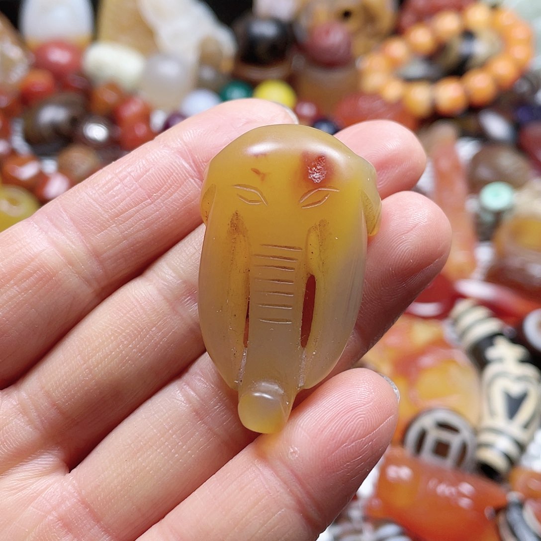 玛瑙/玉髓挂件未镶嵌