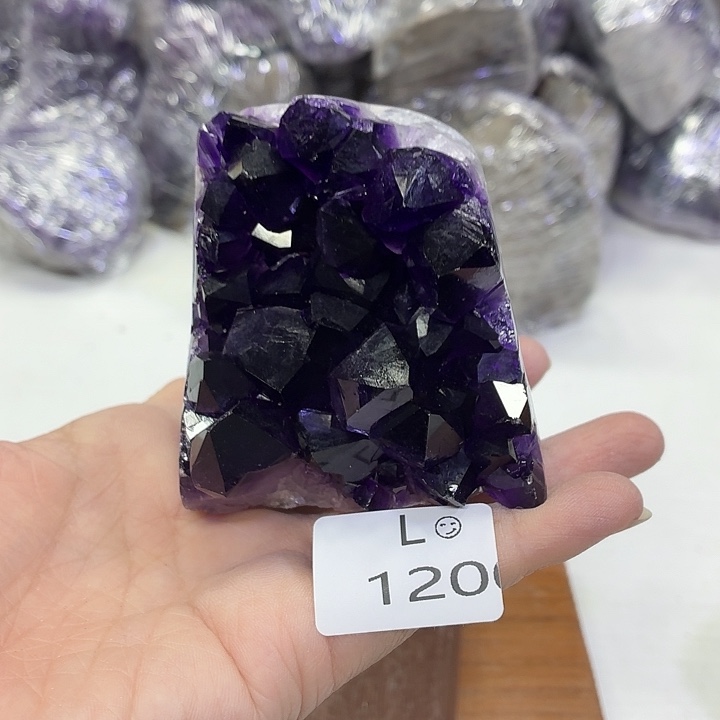水晶摆件未镶嵌天然紫水晶