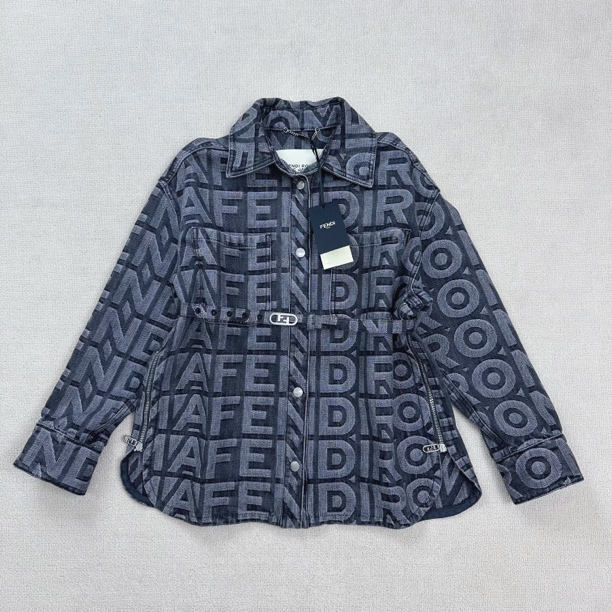 未使用 FENDI/芬迪 字母满印牛仔外套/40码/WL1751