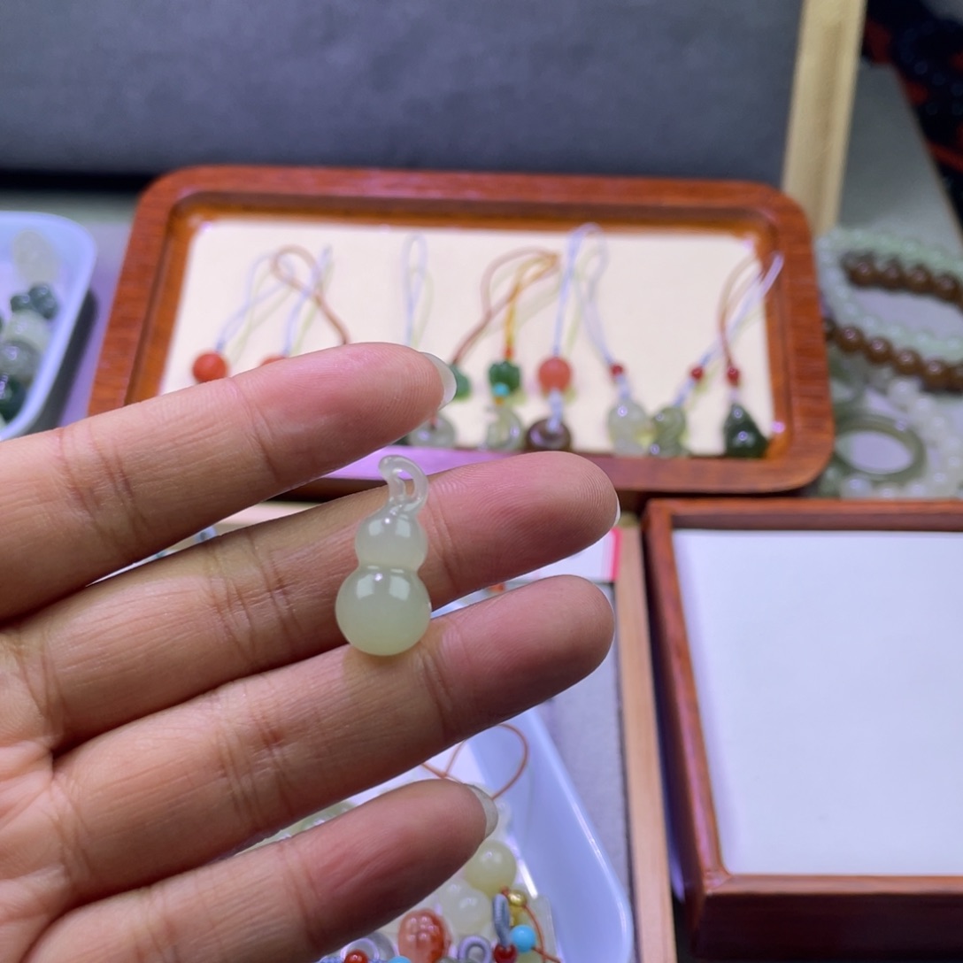 和田玉葫芦未镶嵌