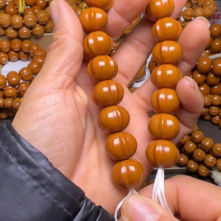 吊坠橄榄核聚宝盆