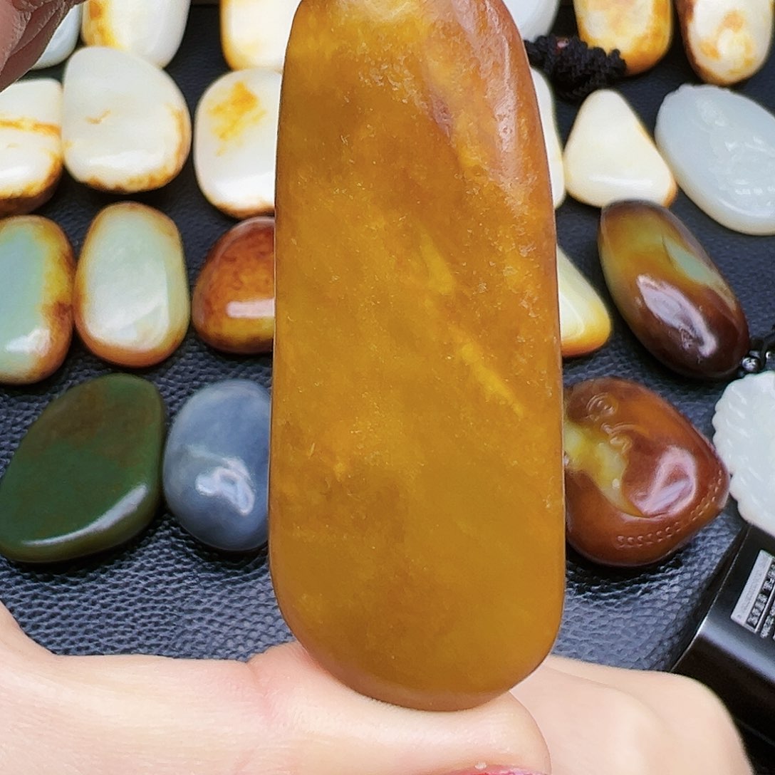 和田玉挂件未镶嵌