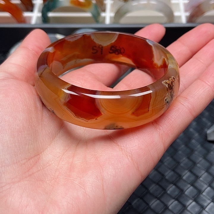 手镯玛瑙/玉髓未镶嵌