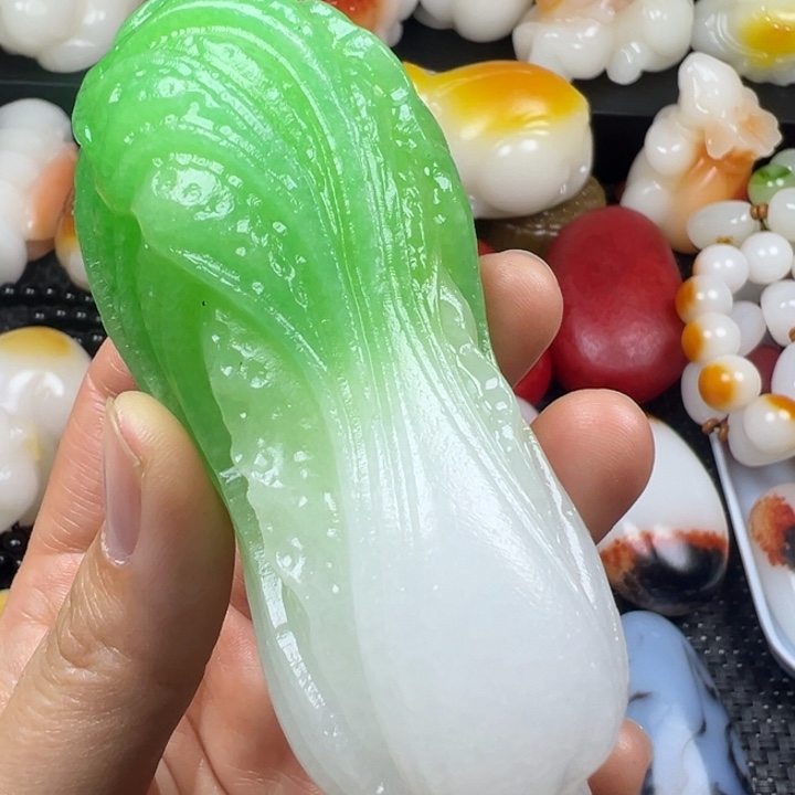 新疆戈壁五彩石金丝